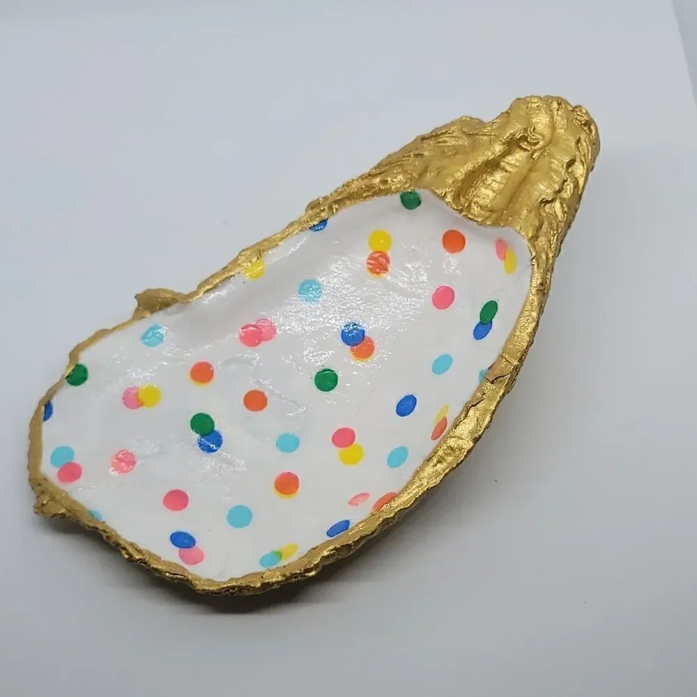 Polka-dot Oystershell ring holder/ trinket tray